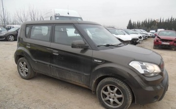 Kia Soul I Crossover 1.6 CRDI VGT 128KM 2009 Kia Soul 022010r, Salonowy. 1.6 CRDI. Lekko uszkodzony lewy tyl. Jezdzi., zdjęcie 18