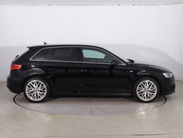 Audi A3 8V Hatchback 3d 1.4 TFSI CoD ultra 150KM 2016 Audi A3 1.4 TFSI, Navi, Klima, Klimatronic, zdjęcie 5