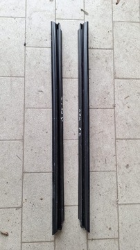 LIŠTA ZHRNUJÍCÍ OKNO ZADNÍ PRAVÝ LEVÝ RENAULT ARKANA