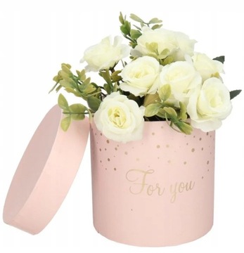 Розовая подарочная коробка с круглой крышкой