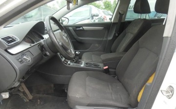 Volkswagen Passat B7 Variant 1.6 TDI CR DPF BlueMotion 105KM 2011 Volkswagen Passat 2011r, 1.6 TDI, Uszkodzony lewy bok, Pali. VAT 23 1.6, zdjęcie 6