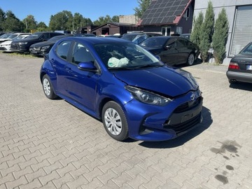 Toyota Yaris IV Hatchback 1.5 Dynamic Force 125KM 2021 Toyota Yaris Klimatyzacja Kamera cofania Tempomat, zdjęcie 2