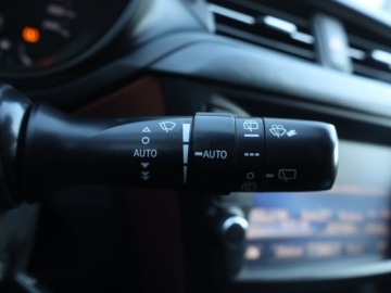 Toyota Avensis III Wagon Facelifting 2015 1.6 D-4D 112KM 2015 Toyota Avensis 1.6 D-4D, Salon Polska, VAT 23%, zdjęcie 17