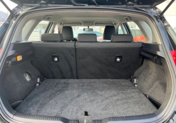 Toyota Auris I Hatchback 3d Facelifting 1.6 Valvematic 132KM 2013 Toyota Auris nawigacja, kamera cofania 1.6 Benzyna 132KM, zdjęcie 35