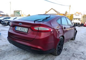 Ford Mondeo V Sedan 2.0 TDCi 150KM 2016 Ford Mondeo 2016r, 2.0 TDCI. AUTOMAT. Uszkodzony prawy bok. Jezdzi. 2.0, zdjęcie 3