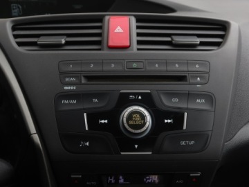 Honda Civic IX Hatchback 5d 1.8 i-VTEC 142KM 2012 Honda Civic 1.8 i-VTEC, Klima, Klimatronic, zdjęcie 14