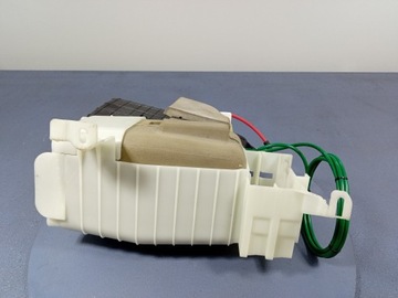 CL W216 S W221 ПОДСЕДЕННЫЙ НАСОС A0008003648