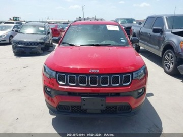Jeep Compass II 2024 Jeep Compass 2024 Jeep Compass Latitude 4x4 2.0 Benzyna 200KM, zdjęcie 1