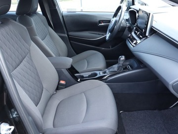 Toyota Corolla XII Sedan 1.8 Hybrid 122KM 2022 Toyota Corolla 1.8 Hybrid, Salon Polska, zdjęcie 8