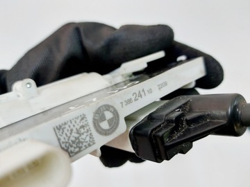 BMW 7 G11 G12 19R. PŘITÁHNOUT ZÁMKU LEVÝ 7386241