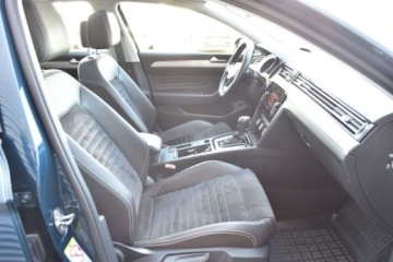 Volkswagen Passat B8 Variant Facelifting 2.0 TDI 240KM 2020 Volkswagen Passat 2.0 TDI 240KM 4x4 Elegance NAVI Podgrz.Szyba Webasto 18, zdjęcie 34