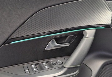 Peugeot 2008 II SUV Facelifting 1.2 PureTech 130KM 2024 Peugeot 2008 PureTech 130 GT SS EAT8 SalonPL FVat Od Reki Bogata Wersja, zdjęcie 12