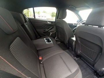 Ford Focus IV Hatchback Facelifting 1.0 EcoBoost 125KM 2022 Ford Focus miękka HYBRYDA, na gwarancji, ST-line,, zdjęcie 10