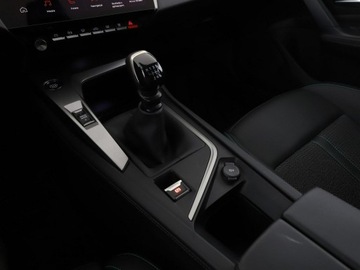 Peugeot 308 III SW 1.2 PureTech 130KM 2023 Peugeot 308 półskóra navi virtual cocpit kamery, zdjęcie 31