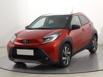 Toyota Aygo X 1.1 VVT-i 72KM 2022 Toyota Aygo X 1.0, Salon Polska, 1. Właściciel, zdjęcie 1