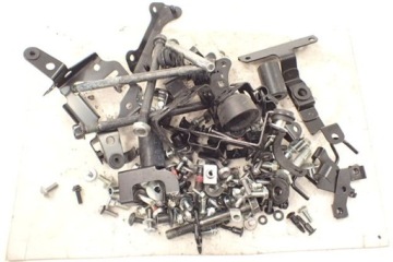 Kawasaki Z650 20- Śruby z demontażu