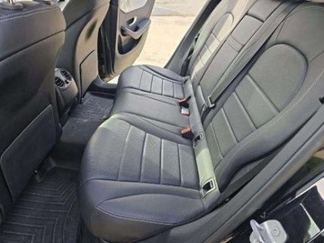 Mercedes GLC C253 2019 Mercedes-Benz GLC 350e 2019 2.0l 2.0 Benzyna 320KM, zdjęcie 8