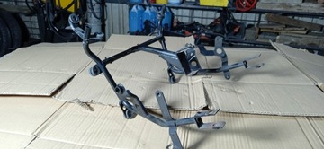 YAMAHA TDM 850 4TX КРЫШКА РАМЫ ОБЛЕКТЕЛЯ ПЕРЕДНЕЕ КРЕПЛЕНИЕ ОБЛЕКТОРА