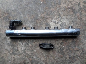 Toyota Rav 4 IV BMW D4D Топливная рампа