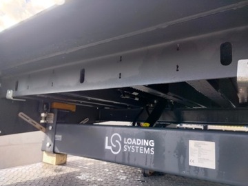 Погрузочная рампа 1,50 м х 2,50 м, возможность 6 тонн