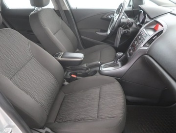 Opel Astra J GTC 1.4 Turbo ECOTEC 140KM 2015 Opel Astra 1.4 T, Salon Polska, Automat, Klima, zdjęcie 8