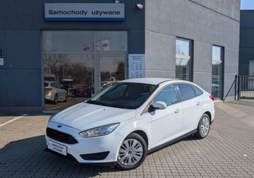 Ford Focus III Sedan Facelifting 1.6 Ti-VCT 125KM 2016 Ford Focus 1.6 Benzyna 125KM SedanManualPakiet WinterSalon PL 1.6 125KM, zdjęcie 1