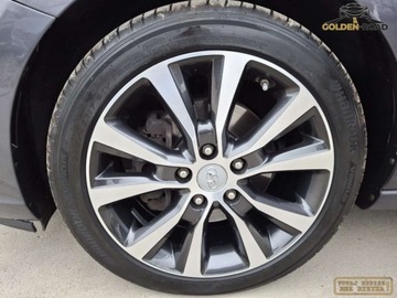 Hyundai i30 III Hatchback 1.6 CRDI DPF 95KM 2017 Hyundai i30 1,6 crdi klima elektryka alu wspomaganie oplacony 1.6 Diesel, zdjęcie 19