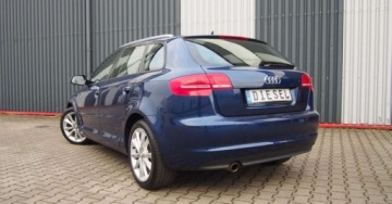 Audi A3 8P Hatchback 3d 2.0 TDI CR 170KM 2012 Audi A3 Sportback Audi A3 Sportback 2.0 TDI DPF Ambition 2.0 Diesel 170KM, zdjęcie 1
