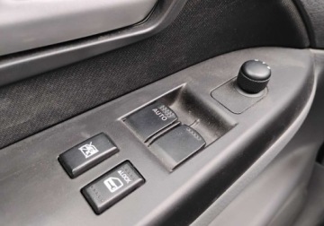 Suzuki SX4 I Hatchback Facelifting 1.6 VVT 120KM 2012 Suzuki SX4 I rej 2013r, 1.6 Benzyna. Uszkodzony. Poobijany. Jezdzi. 1.6, zdjęcie 9