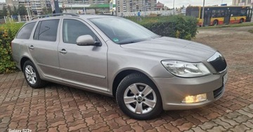 Skoda Octavia II Kombi 1.6 TDI CR DPF 105KM 2011 Skoda Octavia Wzorowa - Bezwyoadkowa - Nawigacja - Zarejestrowana 1.6, zdjęcie 2