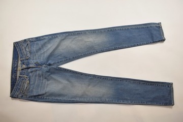 A51) DAMSKIE JEANSY LEVI'S ROZ.W26/L32