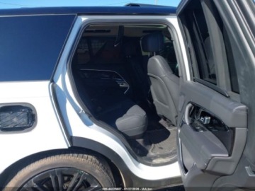 Land Rover 2025 Land Rover Range Rover P530 SE 2025 4.4 Benzyna 523KM, zdjęcie 14