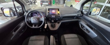 Toyota 2022 Toyota Proace City Verso Polski salon 130KM Long 7foteli Perfekcyjny stan, zdjęcie 6