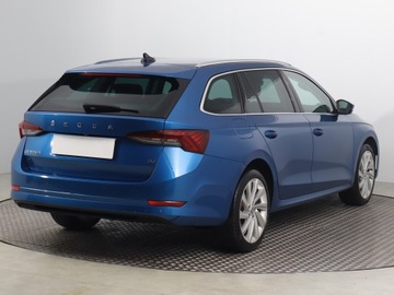 Skoda Octavia IV 2021 Skoda Octavia 1.4 TSI iV, Salon Polska, zdjęcie 4