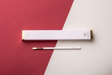 ПРЕФЕССИОНАЛЬНАЯ ЩЕТКА ДЛЯ ГУБ И КОНСИЛЕРА + ГУБКА ДЛЯ МАКИЯЖА BLEDNER, БОЛЬШАЯ