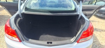 Opel Insignia I Sedan 1.8 Twinport ECOTEC 140KM 2009 Opel Insignia climatronic, zdjęcie 19