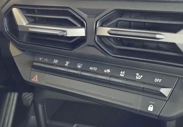 Dacia Duster II SUV Facelifting 1.0 TCe 90KM 2025 Dacia Duster TCe 100KM 1WL SalonPL VAT23 Pakiet ZimowyGrupa Adamowscy 90KM, zdjęcie 29