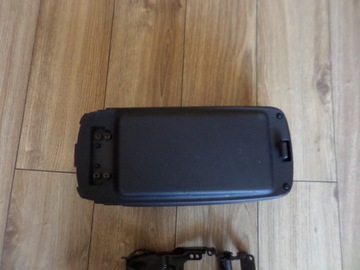 LOKETNÍ OPĚRKA PODPORA CENTRÁLNÍ TUNELU AVENSIS T25 SKŘÍŇKA ČERNÁ 2003-2008