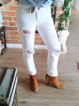 Stradivarius Relaxed fit spodnie jeans dżinsy 36