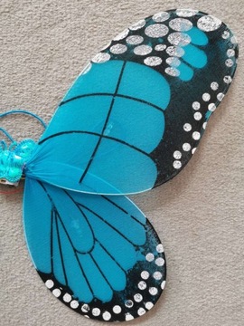 НАРЯД КОСТЮМ БАБОЧКИ С КРЫЛЬЯМИ ФЕИ ПАЧКА СВЕТЯЩАЯСЯ LED 3-9л