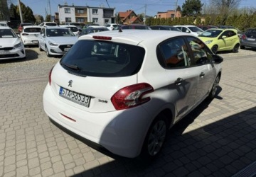 Peugeot 208 I Van 1.4 HDI 68KM 2013 Peugeot 208 1,4 HDi 68KM Klimatyzacja Opony latozima 1.4 Diesel 68KM, zdjęcie 6