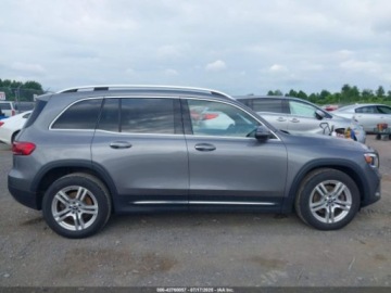 Mercedes GLB 2021 Mercedes-Benz GLB 250 4Matic 2021 2.0l 2.0 Benzyna 221KM, zdjęcie 6