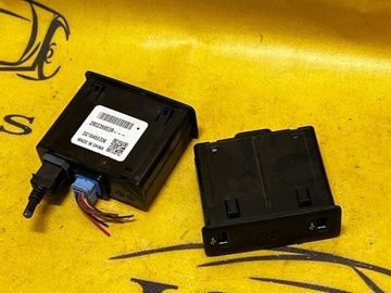 ADAPTÉR ČTEČKA AUX SD USB RENAULT MEGANE IV