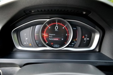 Volvo V60 I Kombi Facelifting 1.6 D2 115KM 2015 Volvo V60 LiFT Ocean Race 1,6 HDi Ledy Digital, zdjęcie 26