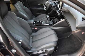 Peugeot 208 II Hatchback 1.2 PureTech 102KM 2023 Peugeot 208 II GT Turbo 101KM *TYLKO 12500km* NAJBOGATSZA, Piękna Wersja!, zdjęcie 21