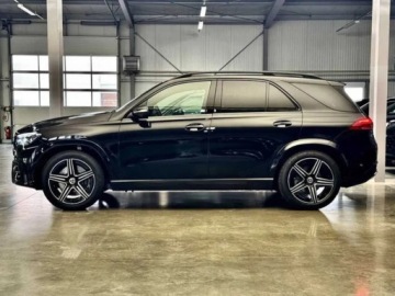 Mercedes GLE V167 SUV Facelifting 2.0 300d 269KM 2025 MERCEDES-BENZ GLE 300 d 4-Matic AMG Line 2.0 (269KM) 2025, zdjęcie 1