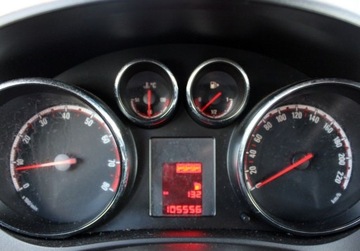 Opel Meriva II Mikrovan Facelifting 1.4 Turbo ECOTEC 140KM 2014 Opel Meriva 1.4 Turbo 140KM Pakiet Zimowy Tempomat Czujniki parkowania FVm, zdjęcie 26