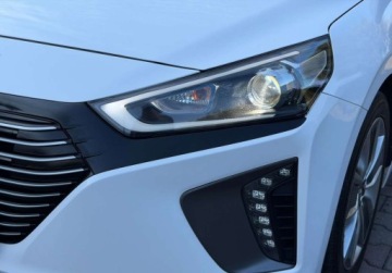 Hyundai IONIQ Hatchback 1.6 GDi 141KM 2018 Hyundai IONIQ 1.6 Hybrid 141KM F-LED Infinity NAV Climatronic Kamera SERWI, zdjęcie 16