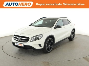 Mercedes GLA I Off-roader 2.0 250 211KM 2016 Mercedes GLA 250 4x4 automat full LED półskóra