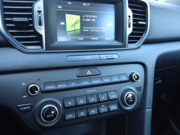 Kia Sportage III SUV Facelifting 1.7 CRDi 115KM 2016 Kia Sportage 1.7 CRDi, Navi, Klima, Klimatronic, zdjęcie 11